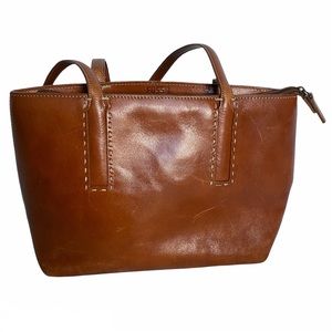 Fossil  Women’s Leather Handbag w/ stitching
